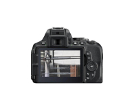 Nikon D5600 + AF-S 18-140mm VR - 524325 - zdjęcie 3